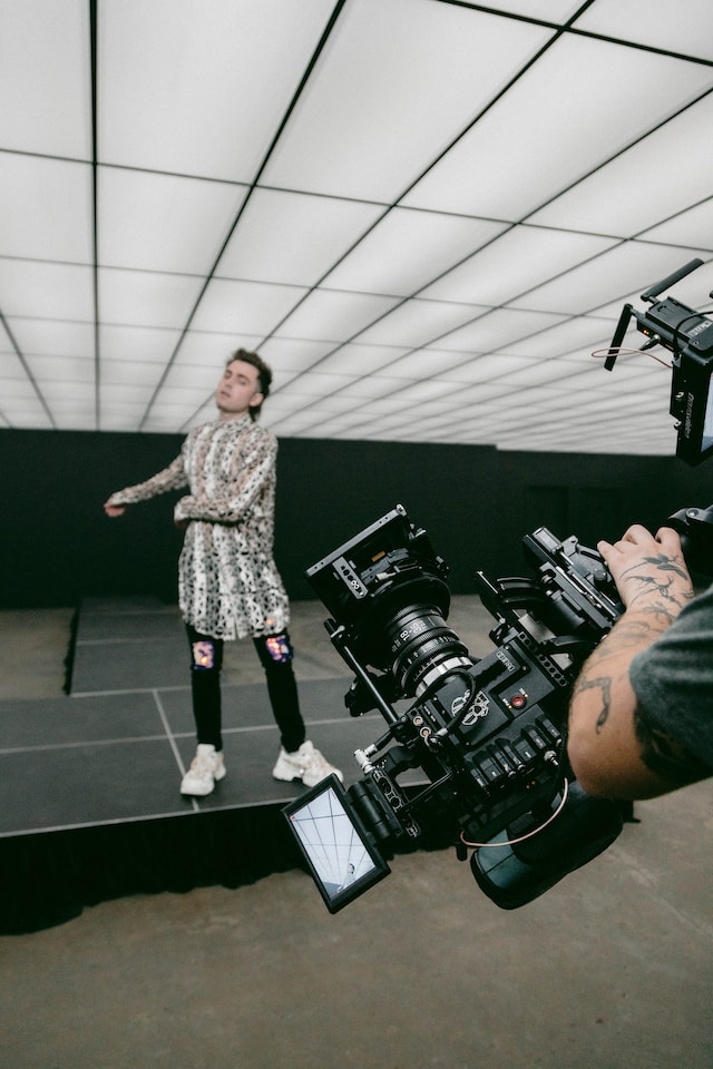 Blending Style and Storytelling: Fashion-Focused Video Production in Dubai